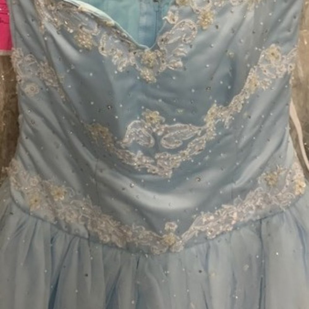 GOWN